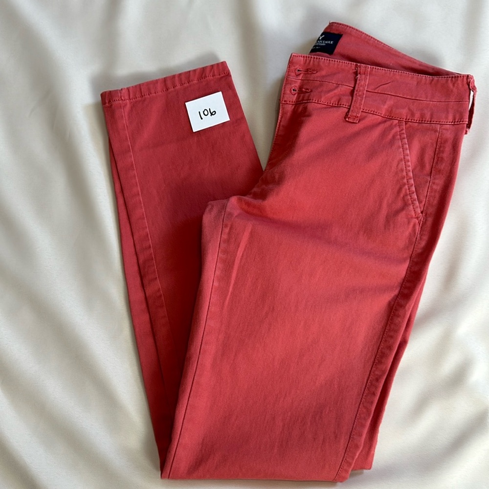 American Eagle skinny stretch size 4 like new peach color